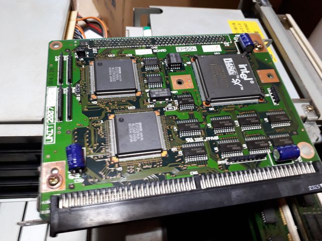 PC-486GR Super/PC486GRS3 EPSON i486DX2 50MHz/16MB/100MB/3.5