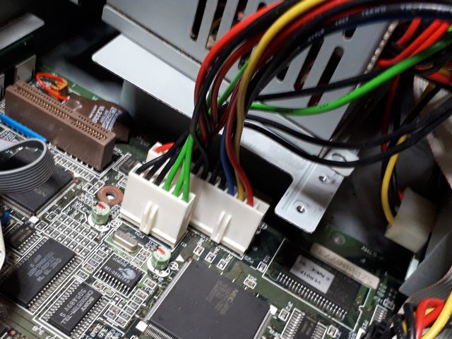 【動作確認済】良品！NEC PC-9821V7/S7KA (Win98SE) 動作確認済】良品！NEC PC-9821V7/S7KA (Win98SE) - メルカリ